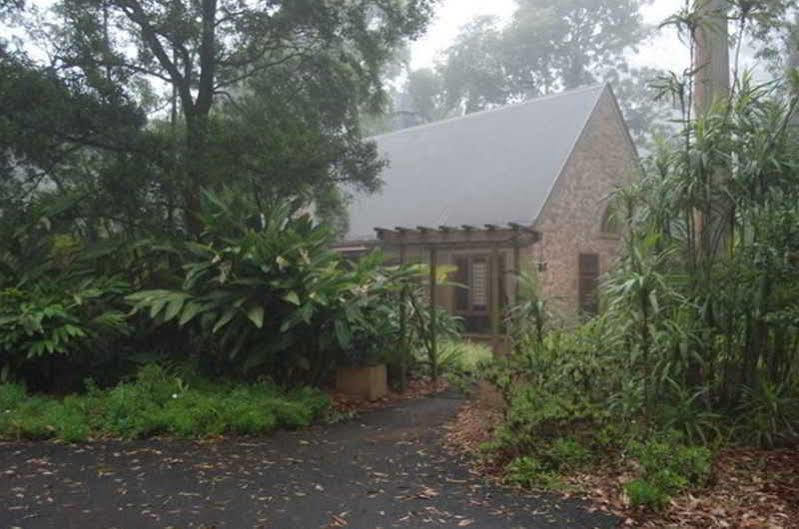 Witches Falls Cottages 마운트 탬보린 외부 사진